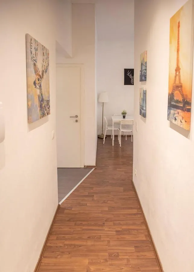 Innsbruck City Center Studio I 24H Self-Check-In 0*,