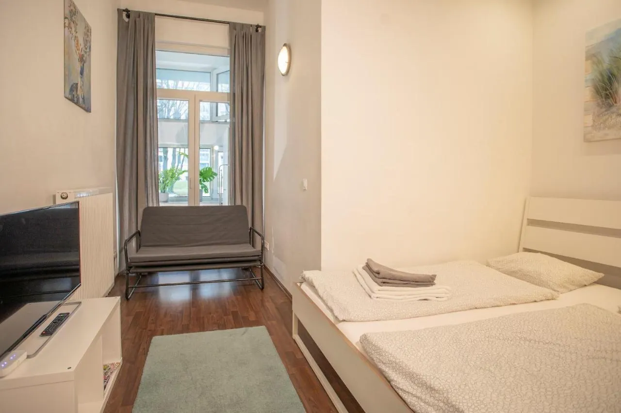 Apartment Innsbruck City Center Studio I 24H Self-Check-In