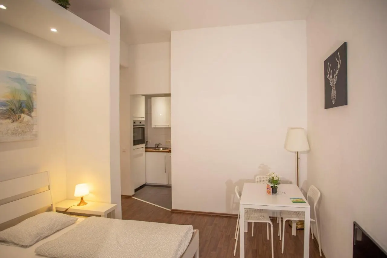 Innsbruck City Center Studio I 24H Self-Check-In 0*,  Austria